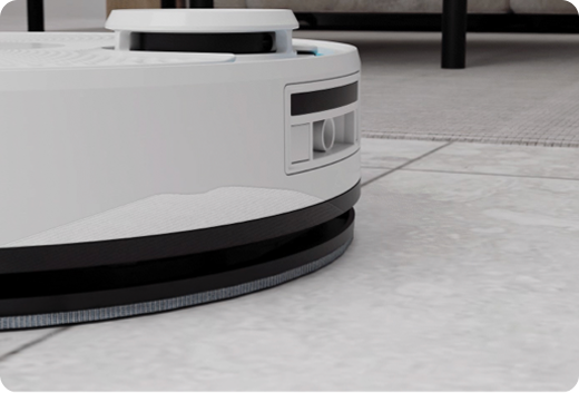 HOBOT LEGEE Q10 Pro mopping floor with advanced water dispersion system