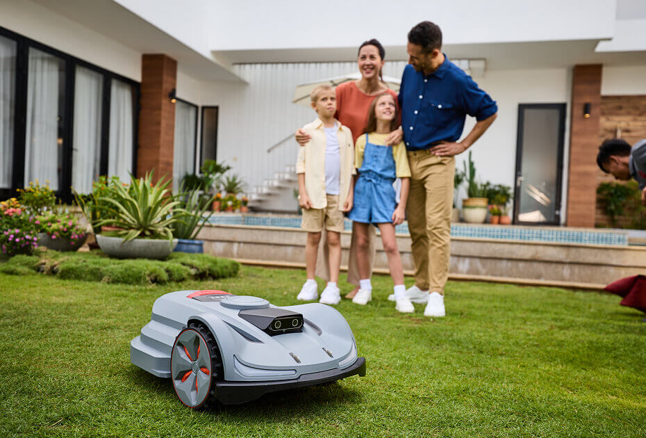 robot lawn mowers